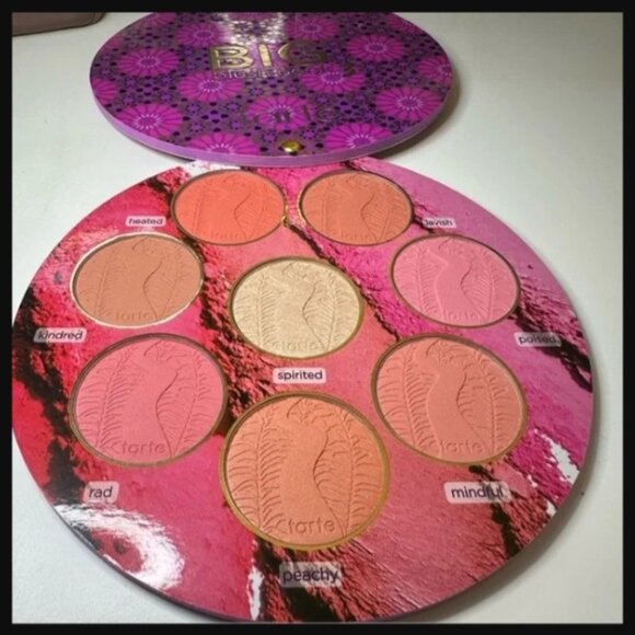 Tarte Big Blush Book 3 Palette Blushes and Highlighter Limited Edition NEW - Picture 3 of 3